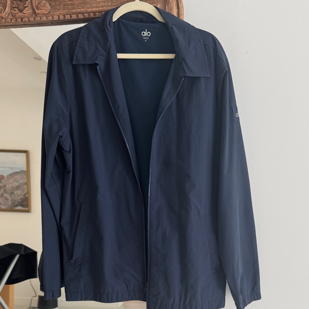ALO Yoga Men’s Navy Lightweight Zip Jacket size medium
